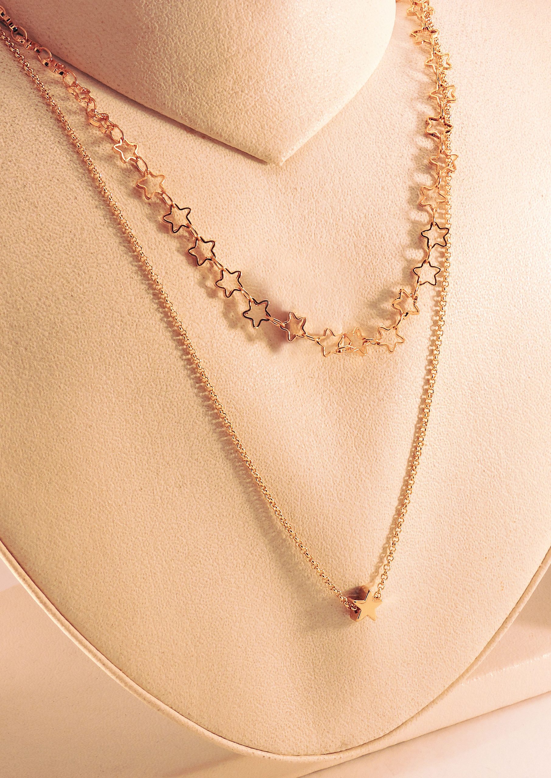 Collier double rang étoiles en acier inoxydable