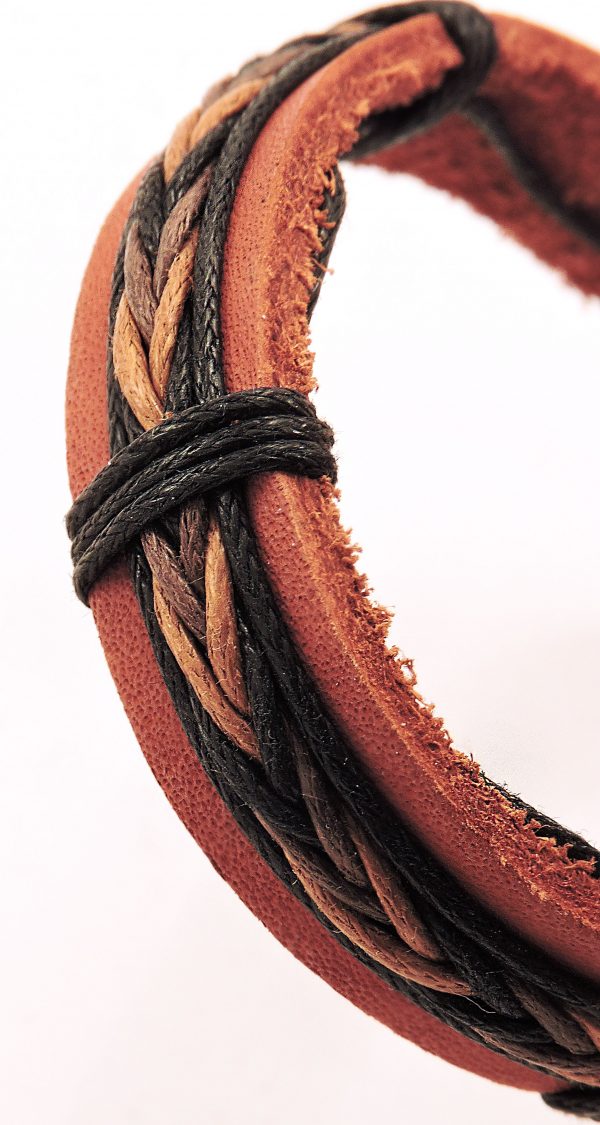 Bracelet en cuir et cordon pour homme couleurs foncées