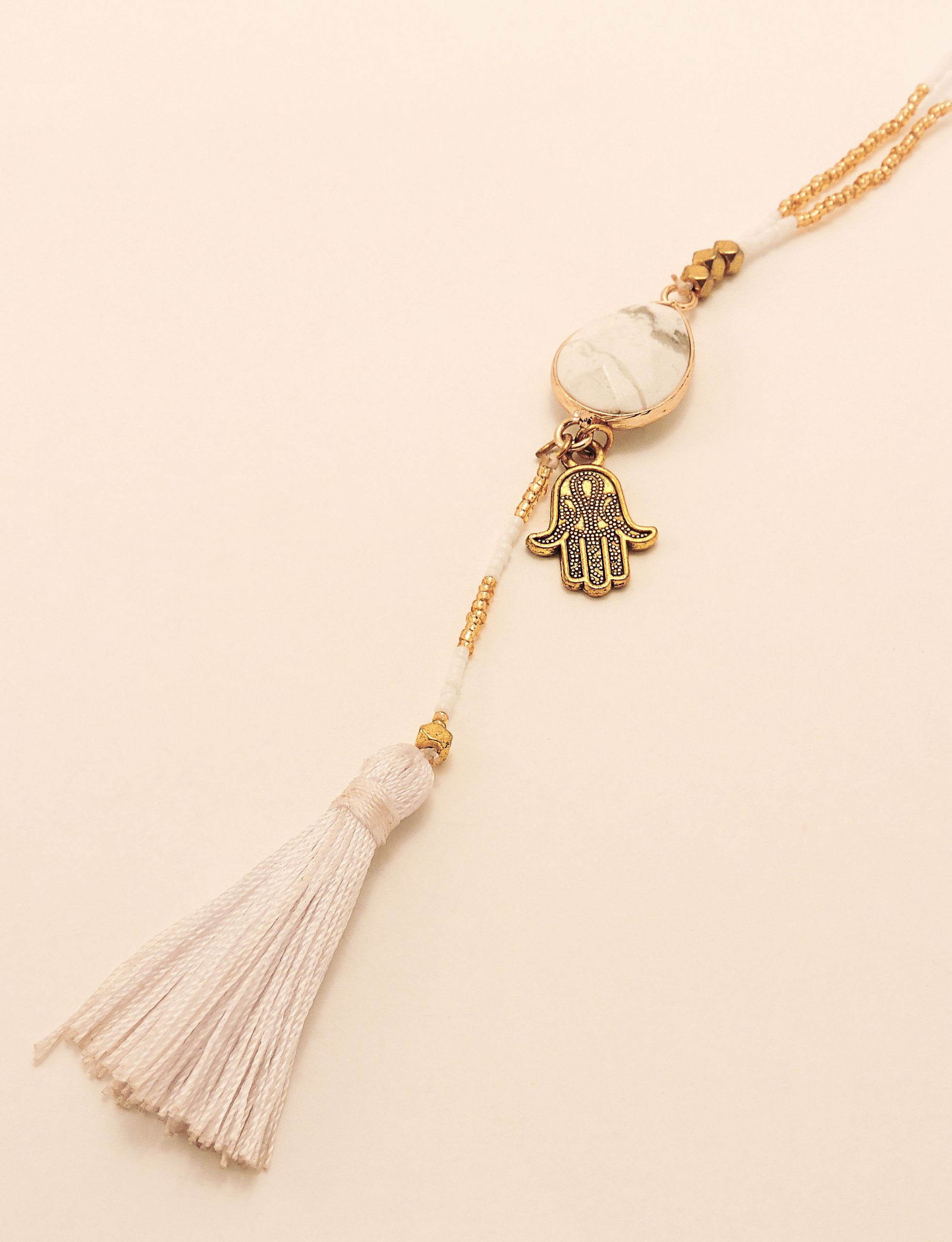Sautoir blanc en howlite et perles de rocaille