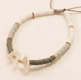 Bracelet en perles heishi