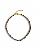 Collier perles de vinyle