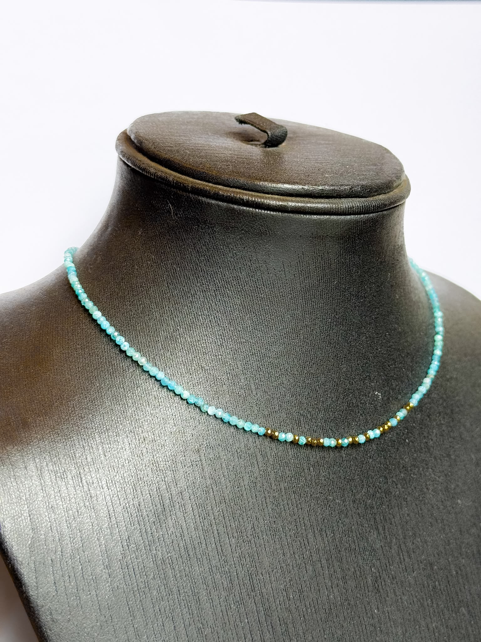 Collier pierre naturelle